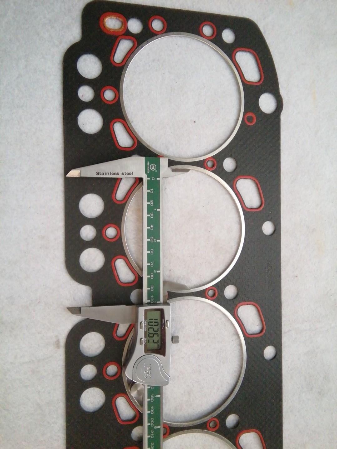 Quanchai Engine Gasket Kit Including Cylinder Head Gasket and Starter Pump Model 2409830100500+2409509300000