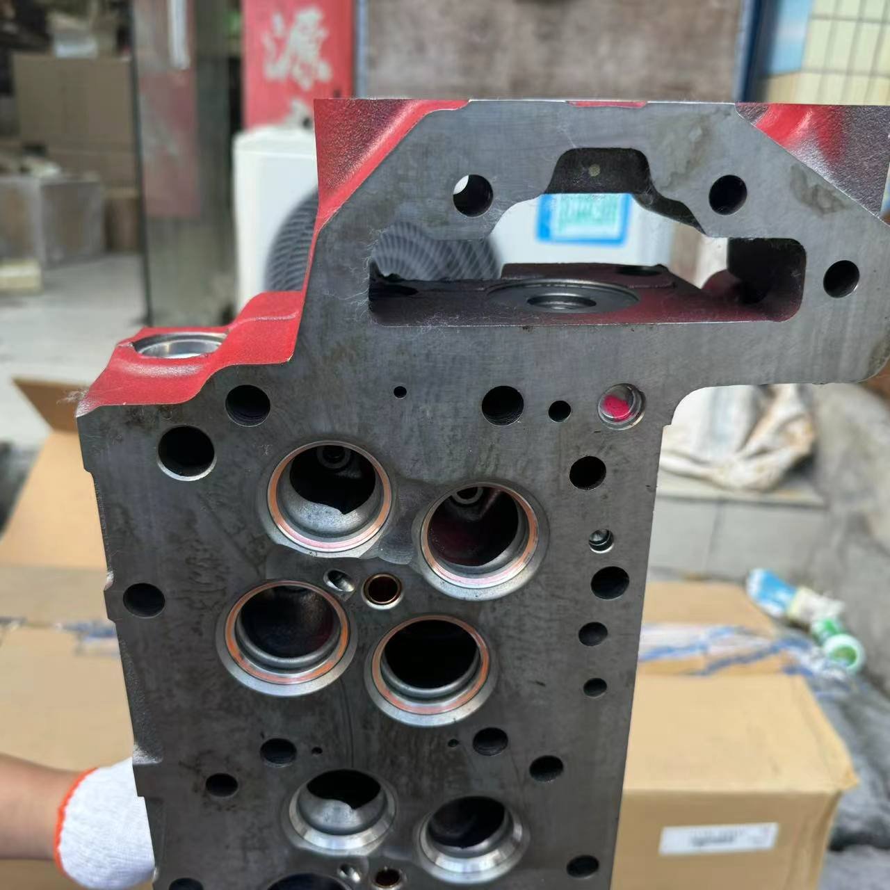 Automobile Kobelco excavator engine cylinder head 11101-E0531 for J05E J08E for Hino spare parts