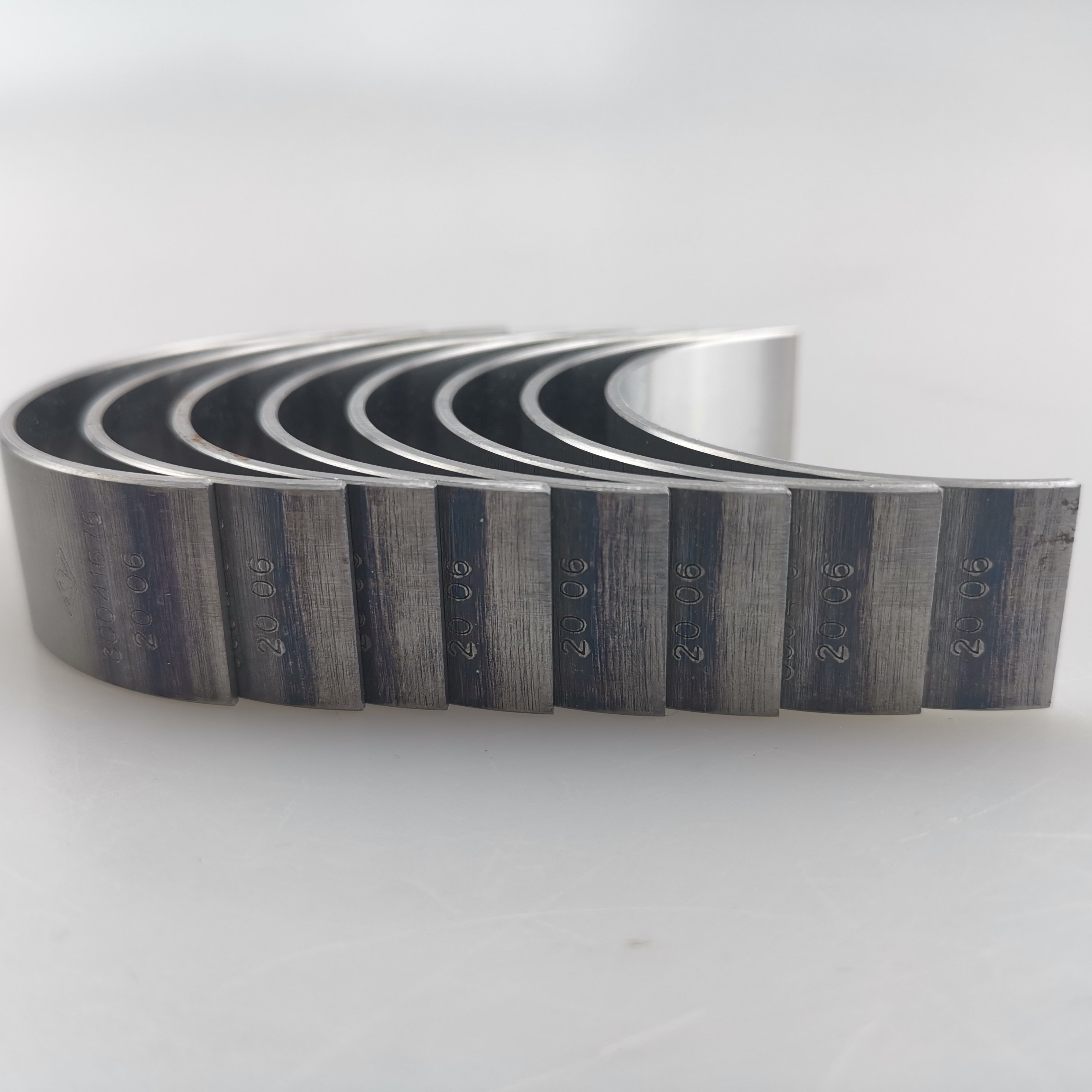 SAIC MAXUS G10 2.0T Original Connecting rod bearing 30041676