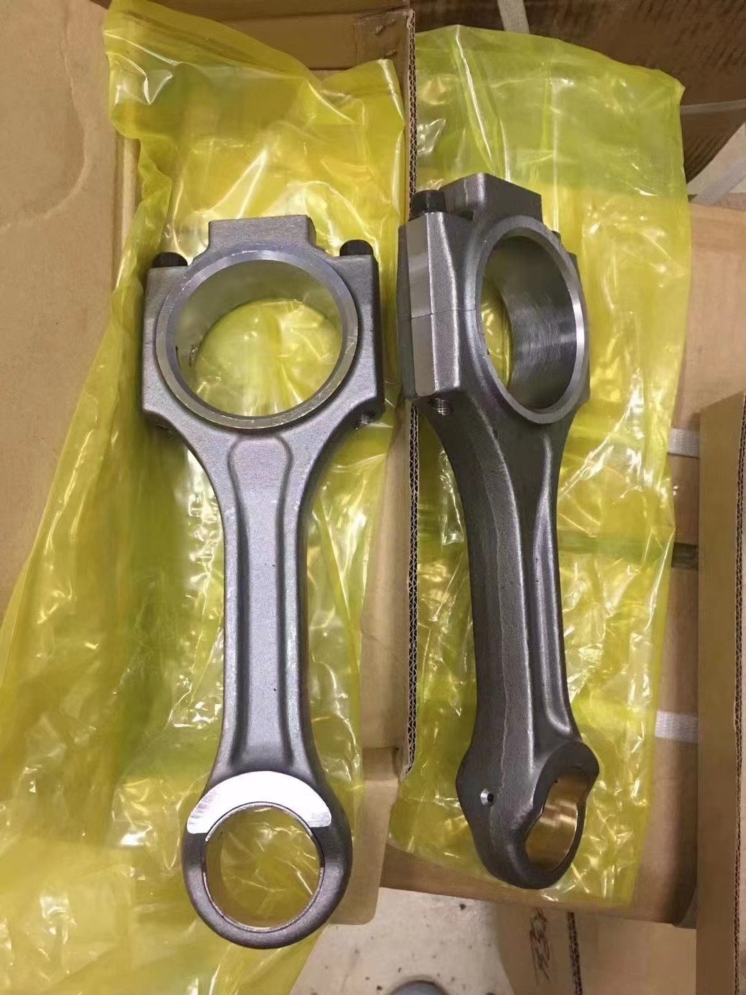 Factory Price Engine part Connect Rod Fit for Hino J05 J05E J08E 13260-E0100 Kobelco SK200-8 SK210 250-8 260-8 Excavator