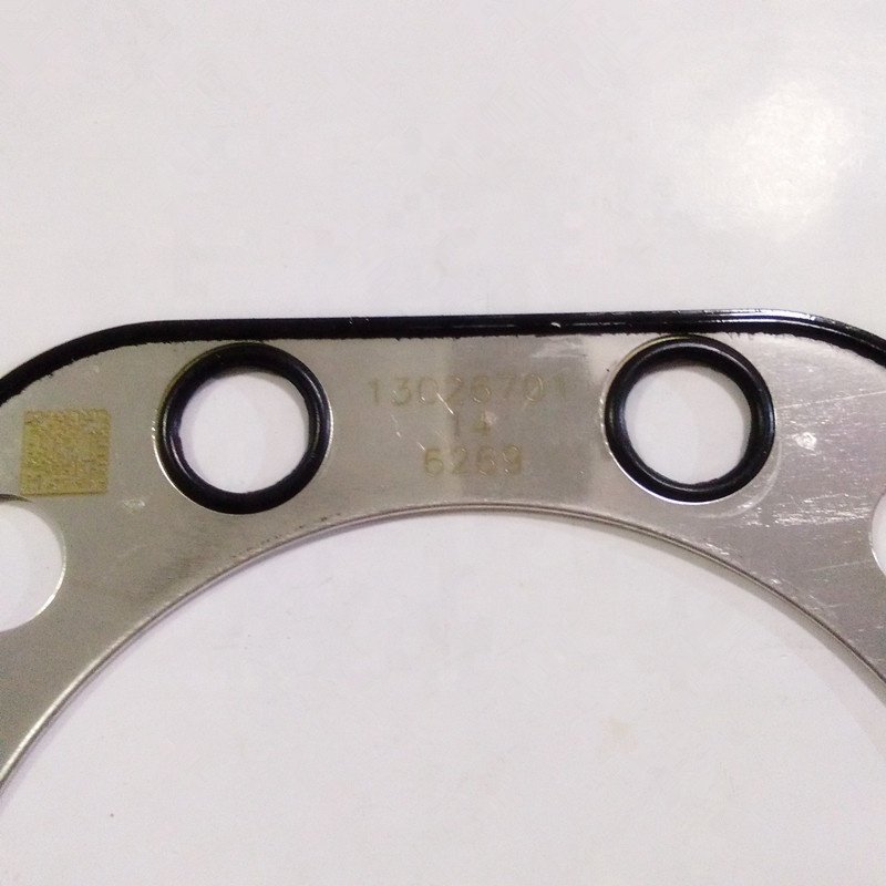 Deutz TD226B-3D engine parts 13059912 cylinder head gasket
