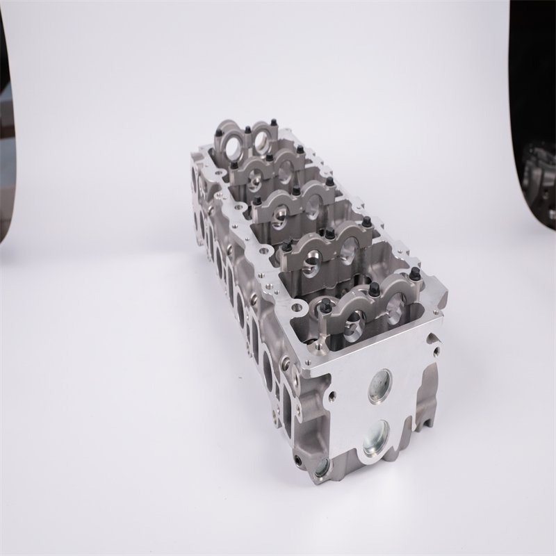 6d22 cylinder head for Mitsubishi engine 6d22 6d24 cylinder head