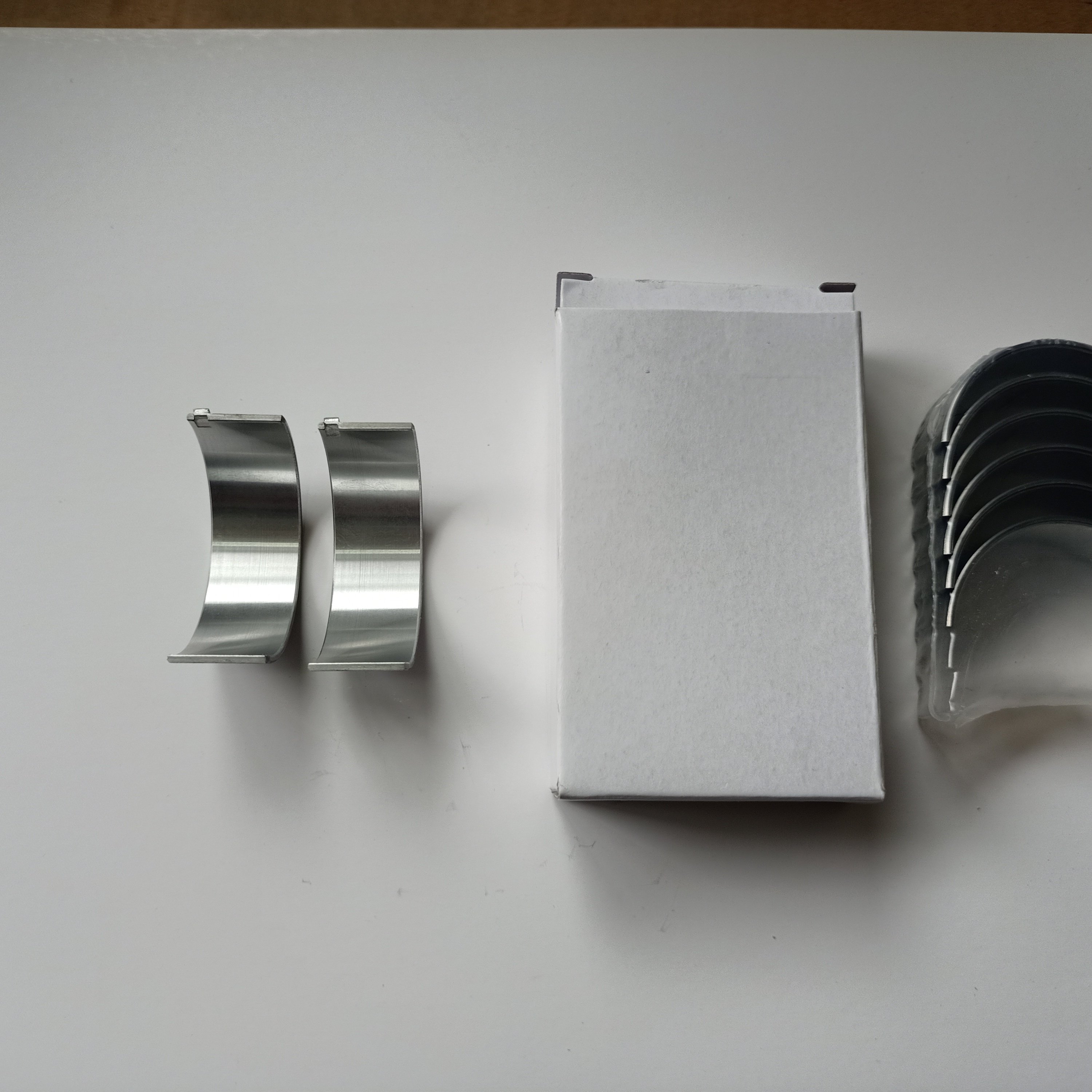 Connecting rod bearings are suitable for Chevrolet Malibu Roewe MG Engine model 154E4 MO5 LFV L3A OE 12674806 12637382 12664829