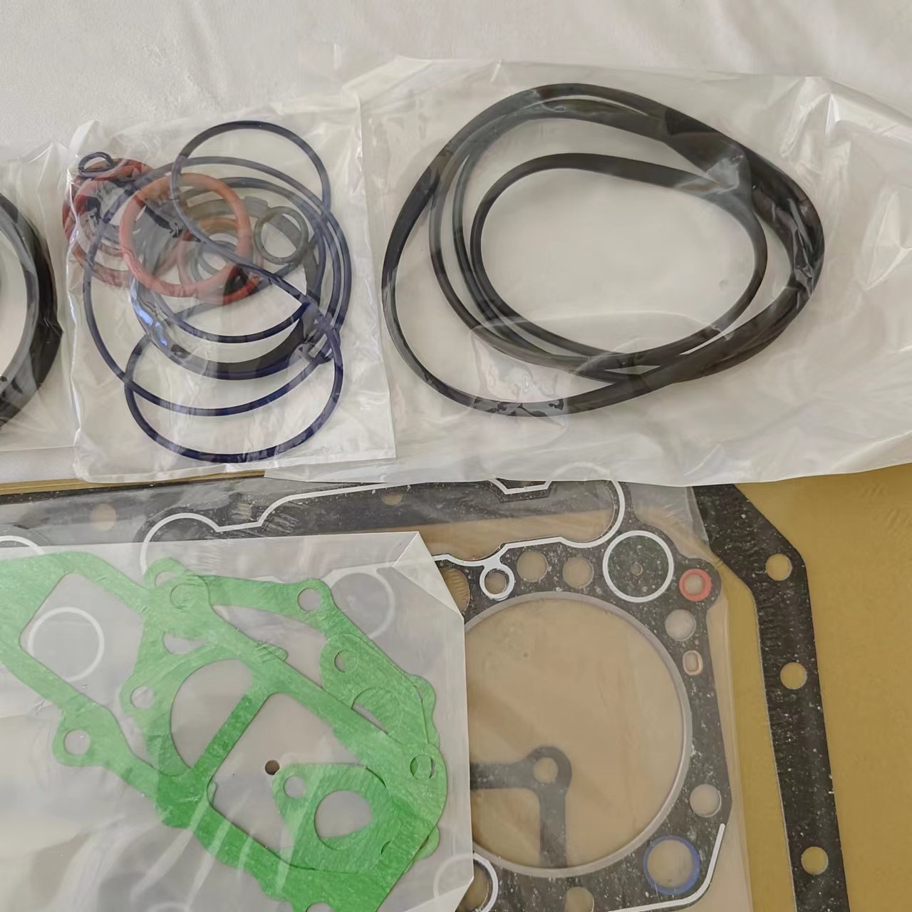 w06d w06e wo6e wo6d engine gasket kit for hino w06d w06e wo6e wo6d cylinder head gasket 04010-0254 04010-0315