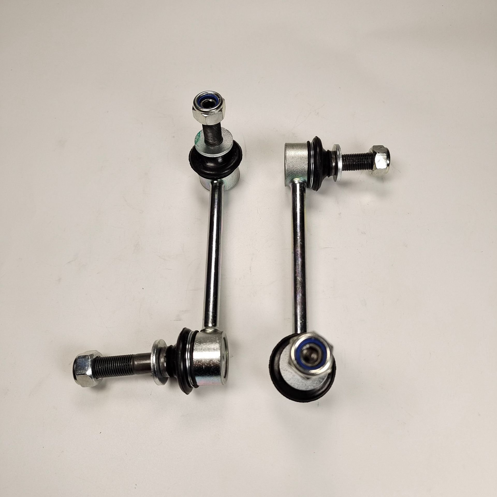 Auto parts stabilizer bar ball head OEM 48820-0K030 front stabilizer bar front stabilizer bar connecting rod assembly VIGO 12