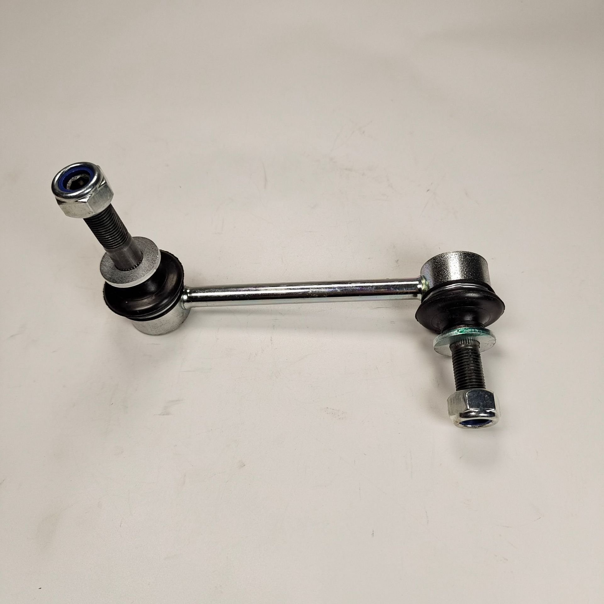 Auto parts stabilizer bar ball head OEM 48820-0K030 front stabilizer bar front stabilizer bar connecting rod assembly VIGO 12