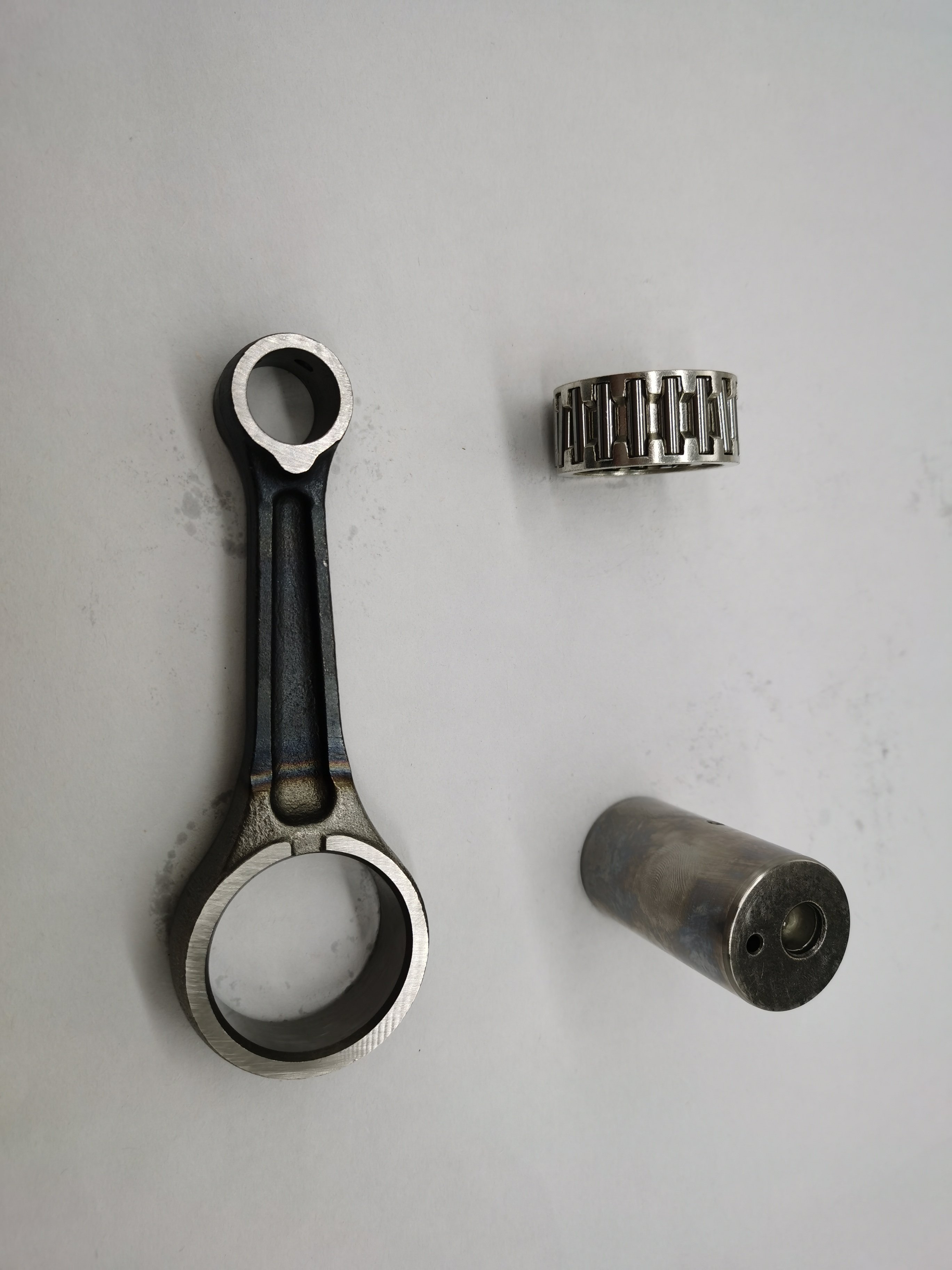 Motorcycle crankshaft crank rod /connecting rod / con rod for DT200 water-cooling engine parts