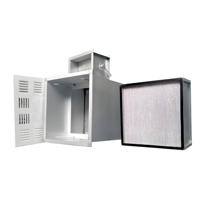 Four high-efficiency wind vents with a central air-conditioning valve and a new wind system on the top of the air-conditioner
