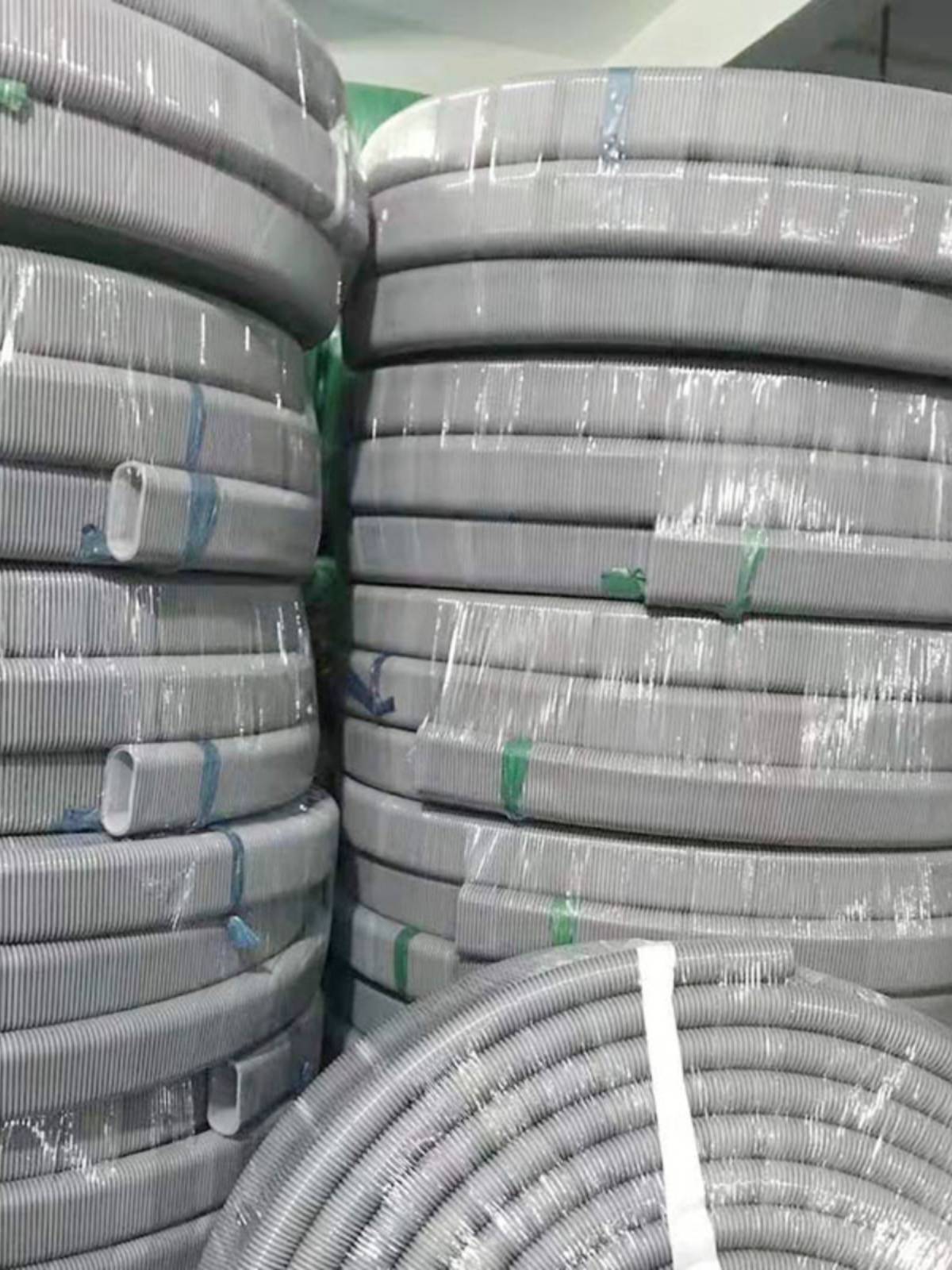 Fresh air systematically send air -to -flat pipe PE ground to send branches to send air back to wind ground flat pipe accessories wave pattern environmental protection tube