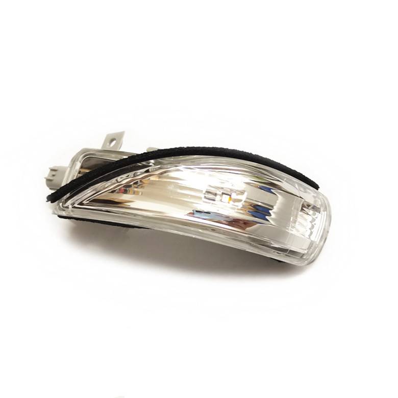 WE'LL USE THE MAMADA 6-WIND BACK MIRROR TO TURN THE LIGHT ON THE M3 STAR MIRROR TO TURN THE LIGHT ON THE BACK