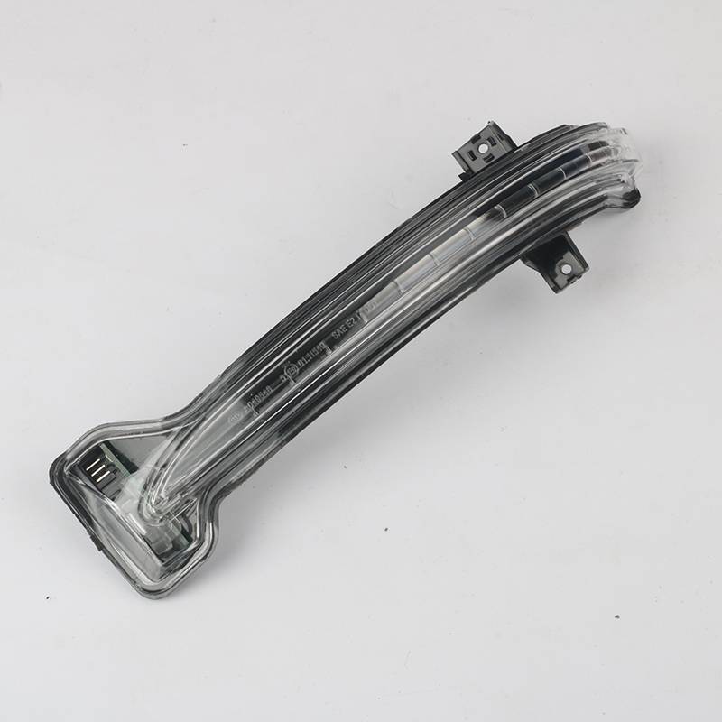 Accompanying the Beckonkowey reverse mirrors to the light, the mirror mirrors to the light