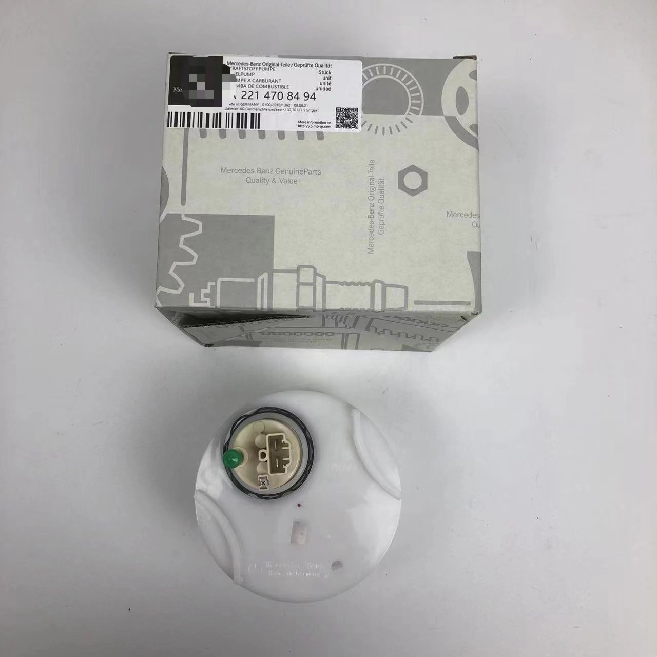 Right Gasoline Tank Fuel Tank Fuel Pump is suitable for W221 W216 S500 S350 S450 CL500 2214708494