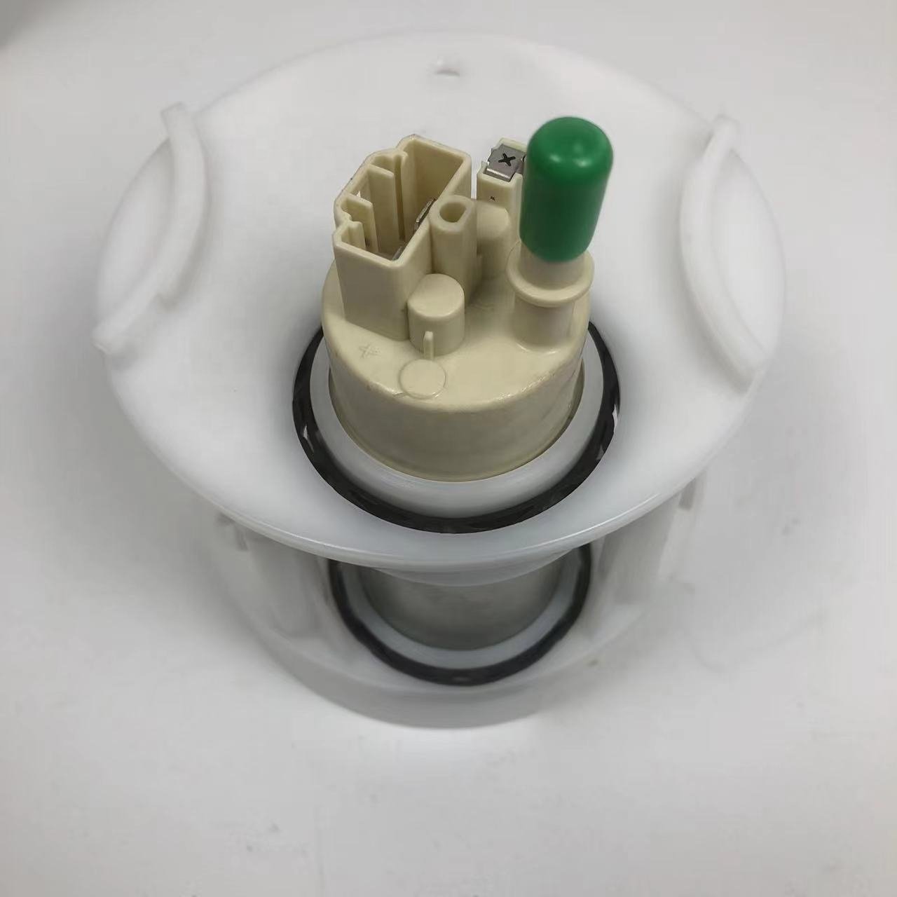 Right Gasoline Tank Fuel Tank Fuel Pump is suitable for W221 W216 S500 S350 S450 CL500 2214708494