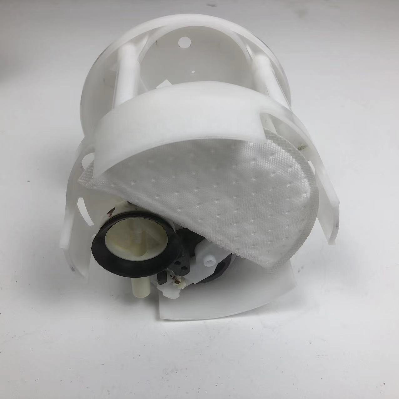 Right Gasoline Tank Fuel Tank Fuel Pump is suitable for W221 W216 S500 S350 S450 CL500 2214708494
