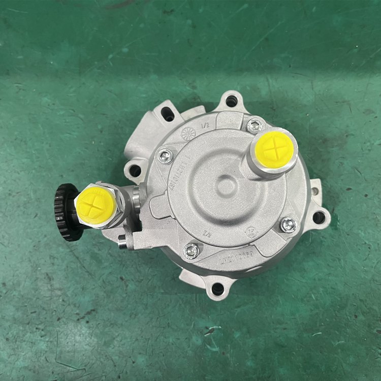 GEAR PUMP FUEL 1439549 Steering auto power Pump 0683694 For DAF EURO3 95XF CF75/85 XF95 6/8/11 ltr