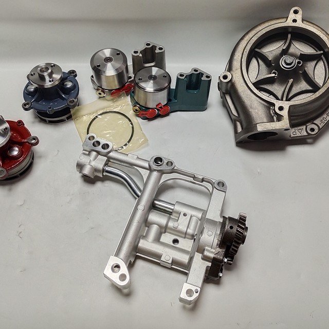 Engine Parts EC210 EC240 VOE22905123 Fuel Pump 21019945 21620116 20518337
