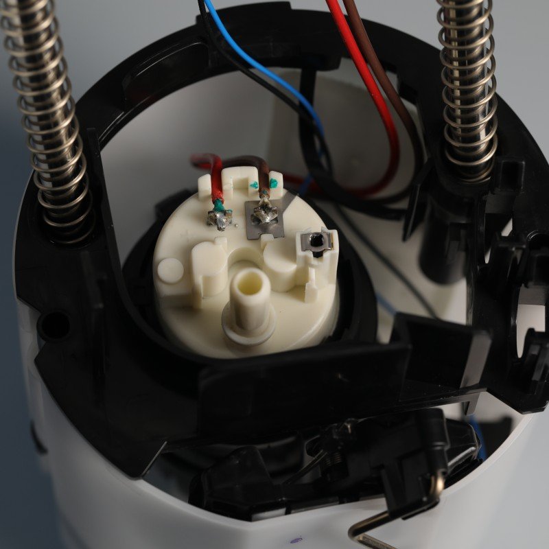 Fuel Pump for car A2044701394 Auto Parts Fuel Pump Assembly For Mercedes-Benz W204