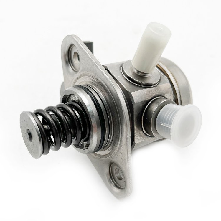 High Pressure Fuel Pump For Suzuki Vetra 1.4T DSYP GYBLM001 0261520391