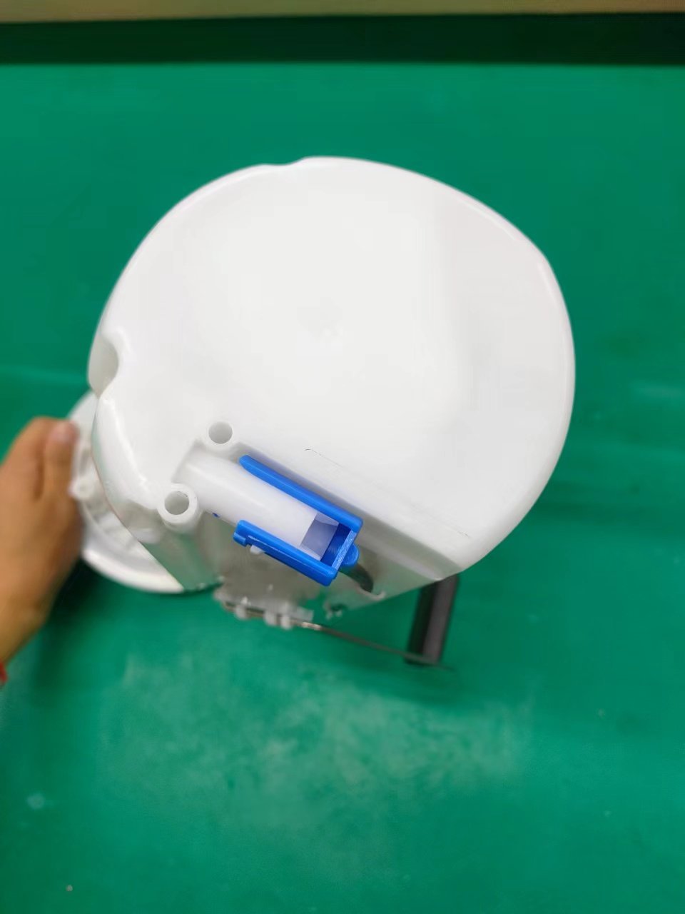 Electric Fuel Pump Module Assembly for Toyota HILUX Vigo 4Runner (2016-2019)