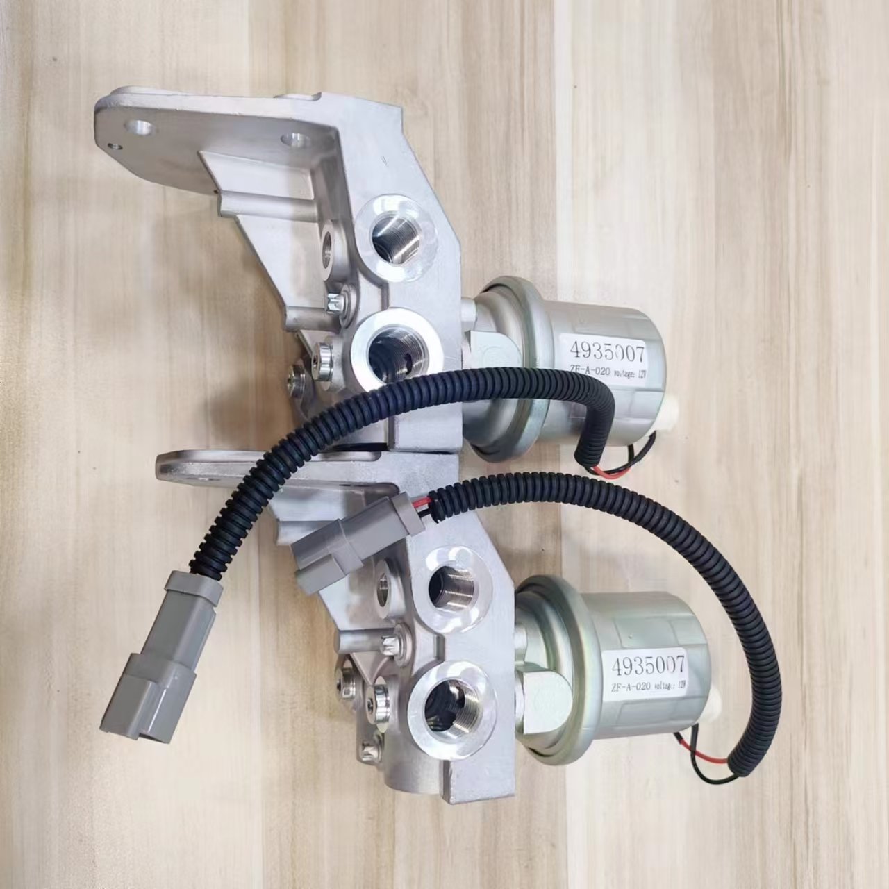 New Durable Suitable Electronic Fuel Pump for Cummins QSC8.3/ISC/QSB5 12V 24V for NewHollandTG255 TG285 Electronic Fuel Pump