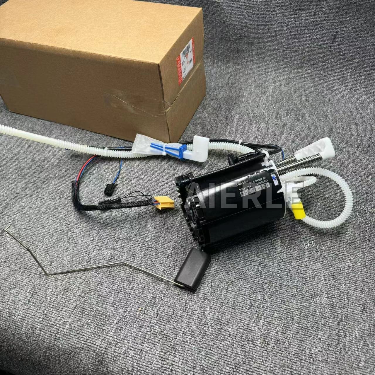 2.0T 5.0 Fuel Pump Assembly C2D25079 C2D28002 C2D37814 Fit For Jaguar XF XJF Spare Parts