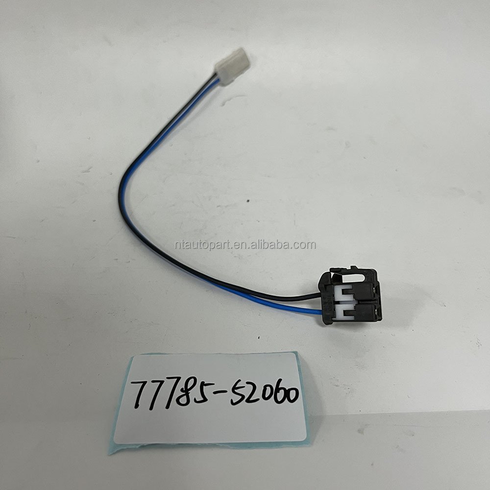Auto Parts Socket Fuel Pump 77785-52060 for Toyota Yaris NCP131 7778552060