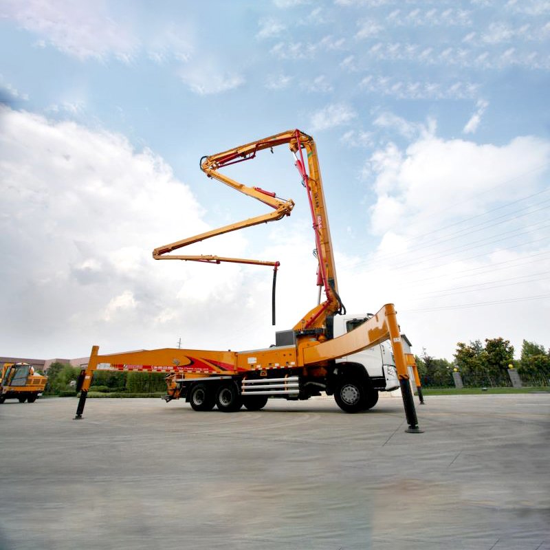 China Famous Brand Mobile Concrete Pump Truck HB37 with Low Price