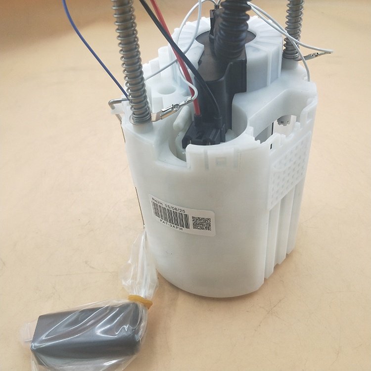 PAT 13582544 13592601 13582546 687925552 13592417 13523335 Fuel Pump Assembly For CHEVROLET SPARK(Matiz) 1.2L I4 2011-2014