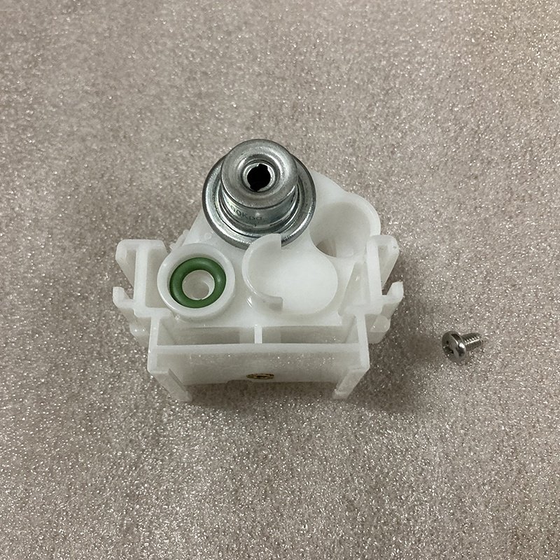 ORIGINAL QUALITY DL650 VSTROM REGULATOR FUEL PUMP V-STROM 15610-27G00 Partno.: 1562027G00000