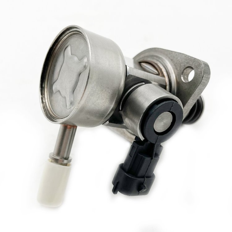 Great Wall Haval H6 Coolpad H7 H8 H9 VV5 VV7 P8 F5/F7 1111100XEC01 High pressure oil pump fuel pump assembly