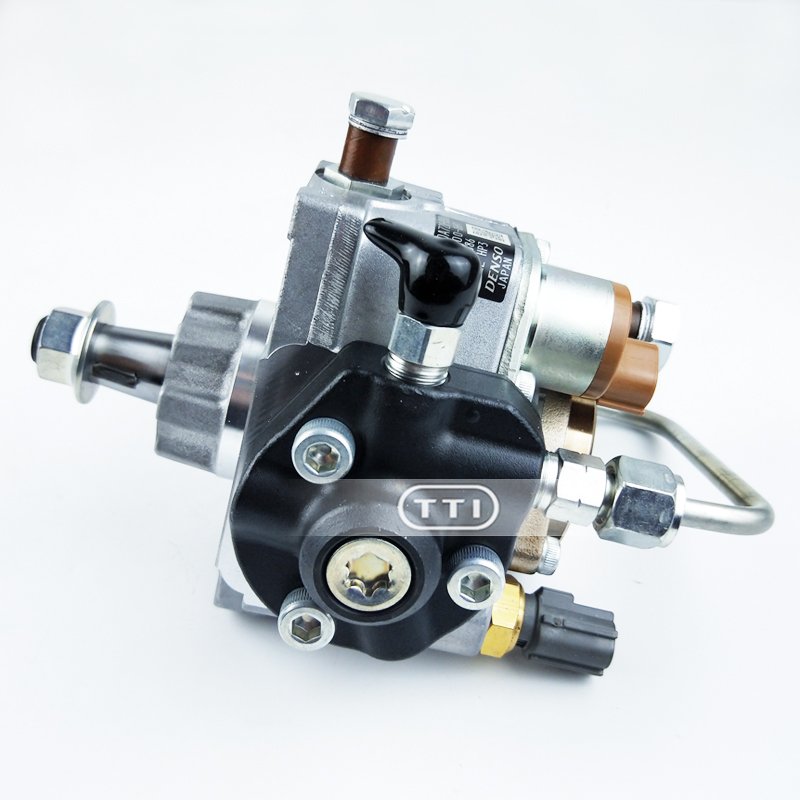 J05E Fuel Pump J05E Diesel Engine Oil Pump 22100-E0030 Injection Pump For Hino