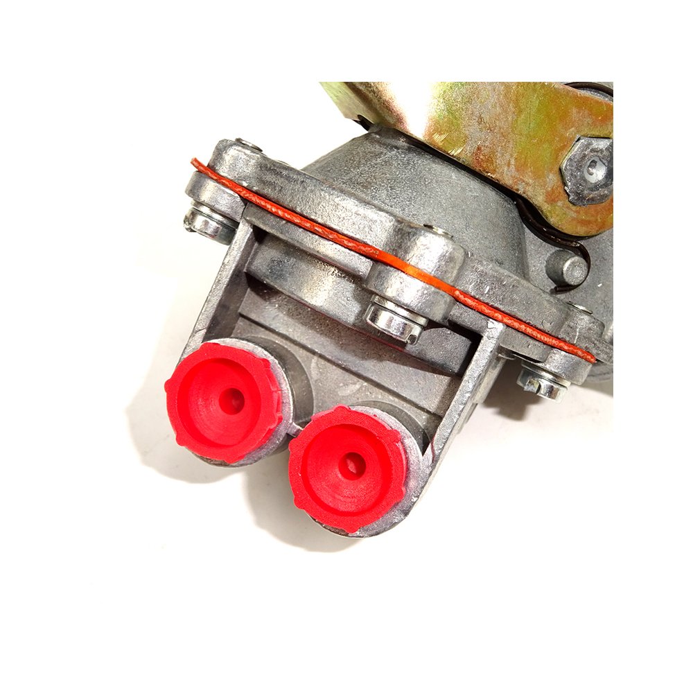 Massey Ferguson 135 250 Factory Diesel Engine Parts Fuel Lift Pump Chinese for MF OEM 2641A063 with Stock Goods Tractor Parts