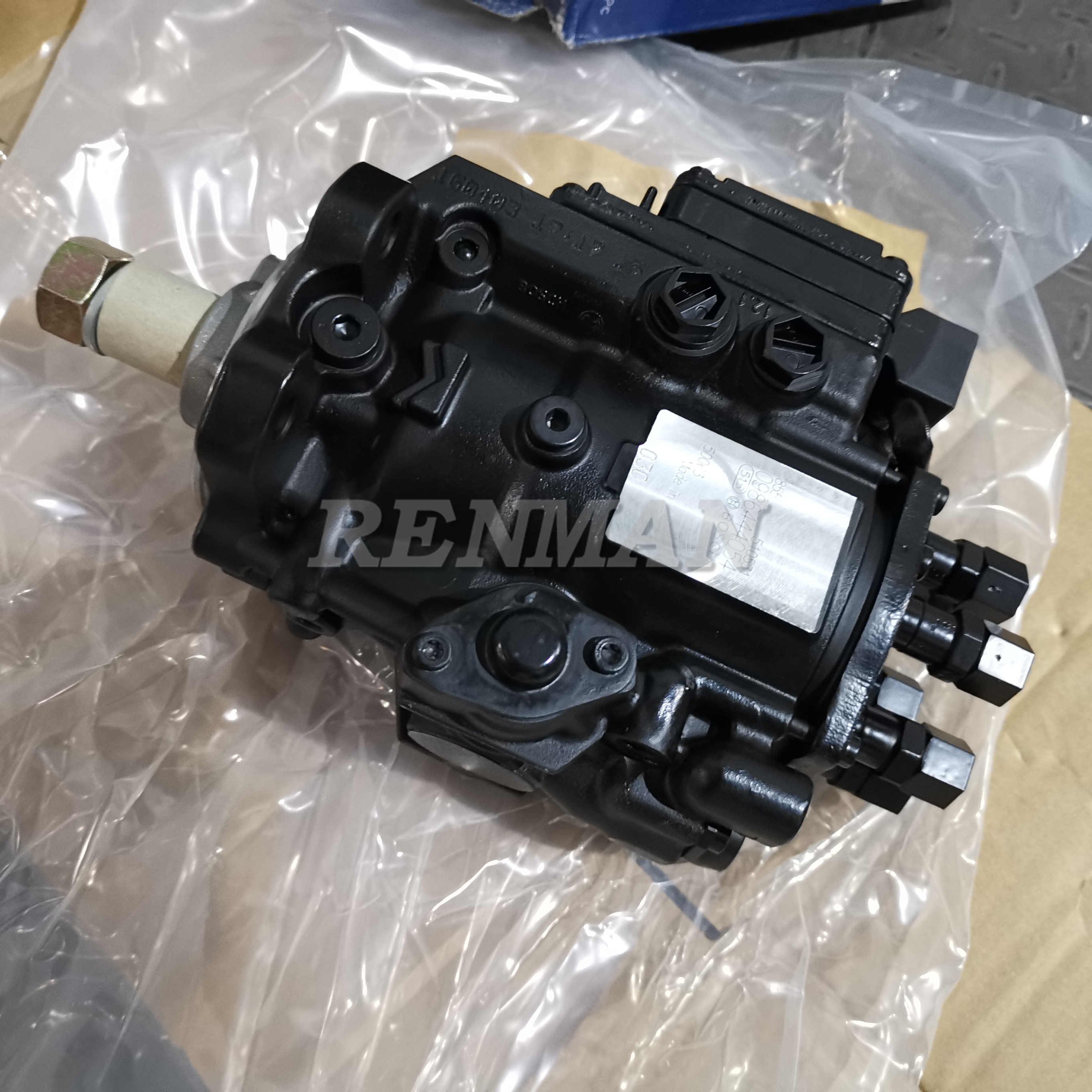 QSB5.9 QSB6.7 Cummins Engine Parts VP44 Fuel Injection Pump 3937690 3939940 0470506041 0986444054