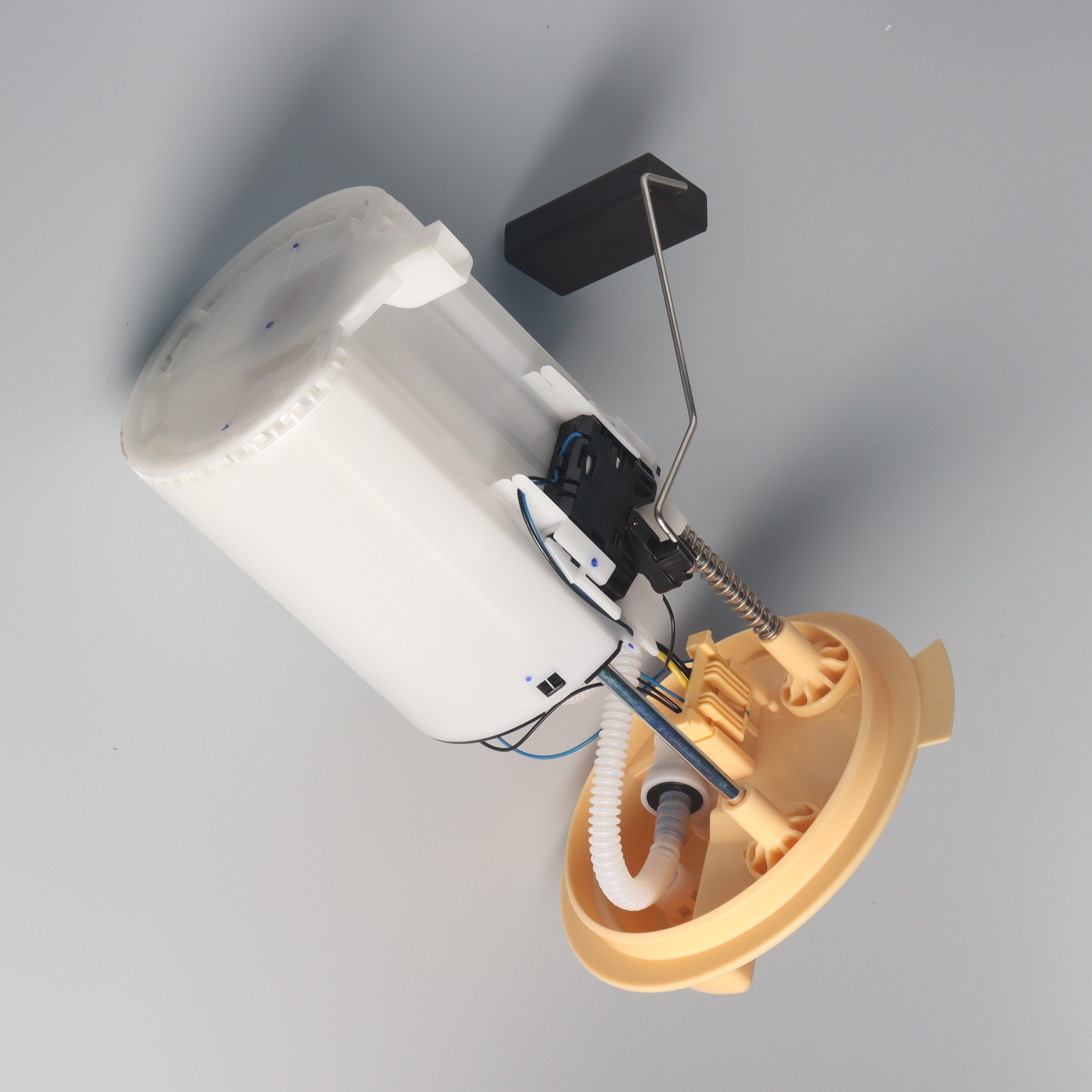 31273963 31372885 Car Accessories Electric fuel pump module For Volvo S60/V60 2.0T 15-18