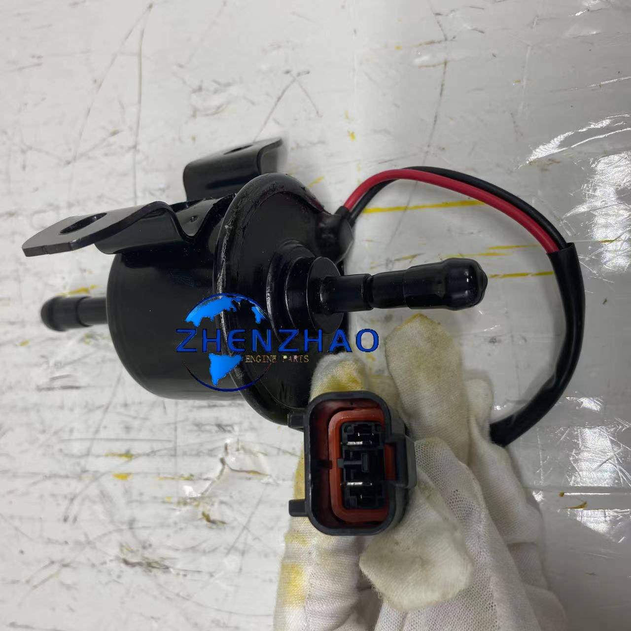 High Quality Diesel Engine Parts 3TNV88 Fuel Pump 3TNV88 Fuel Feed Pump 119225-52102 Fuel Pump For Yanmar