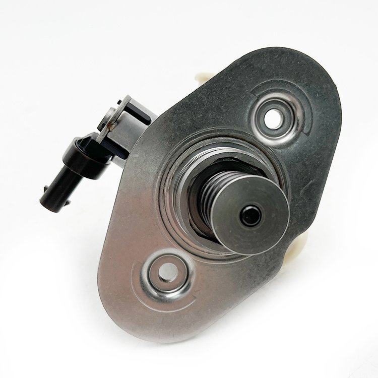 High Pressure Fuel Pump 0261520415 For BMW 750i 750Li 750Li Alpina B7 M550i 2016-2019 13518643464