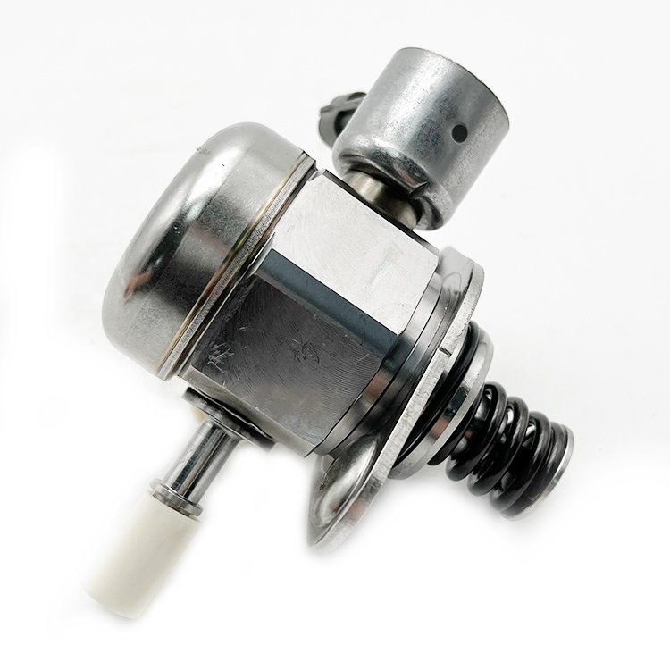 0261520082 Auto Engine Parts High Pressure Fuel Pump GDI Pump 35320-2B100 For Hyundai Accent Veloster 11-17 35320-2B130