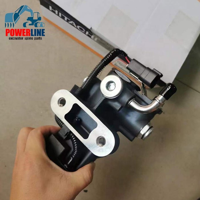 High quality excavator parts ZX210-5 ZX240-5 Fuel pump YA00068071 for Hitachi