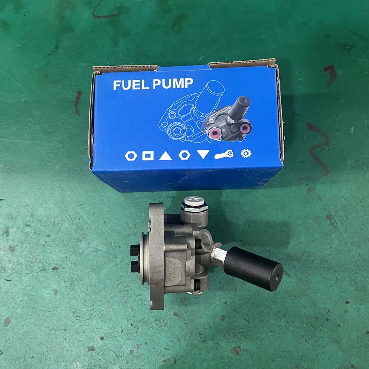 Engine Scania D16 D16M DI16 1536255 1423952 0440020129 Fuel Pump for Scania Truck P G R T