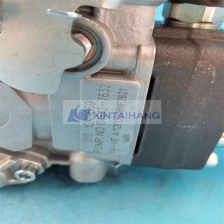 Diesel VE fuel injection pump 104641-3420 NP-VE 4/11F2000RNP1544 for 4M40 Engine