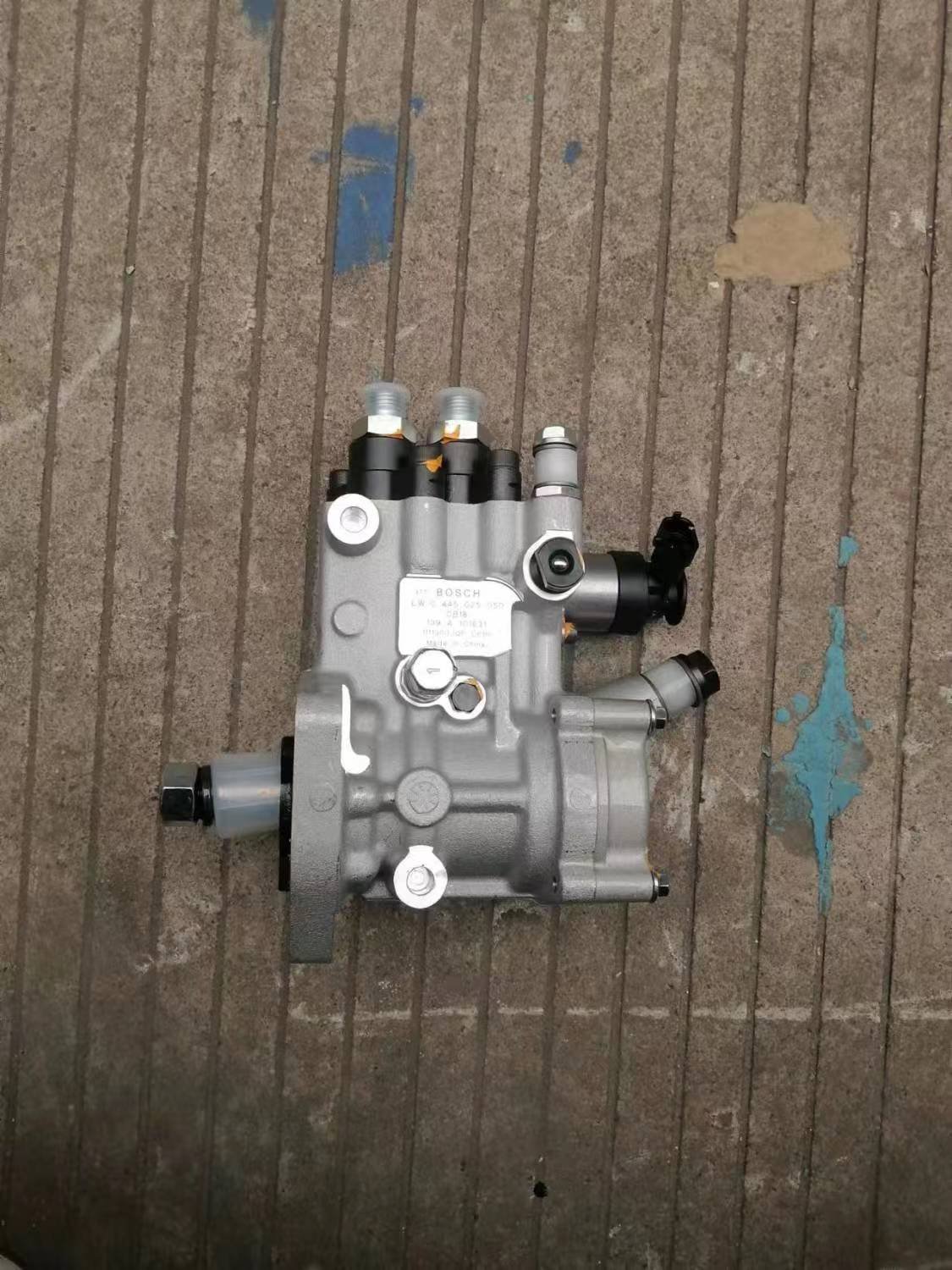 Diesel Common Rail Fuel Pump 0445020050 ME225083 Compatible