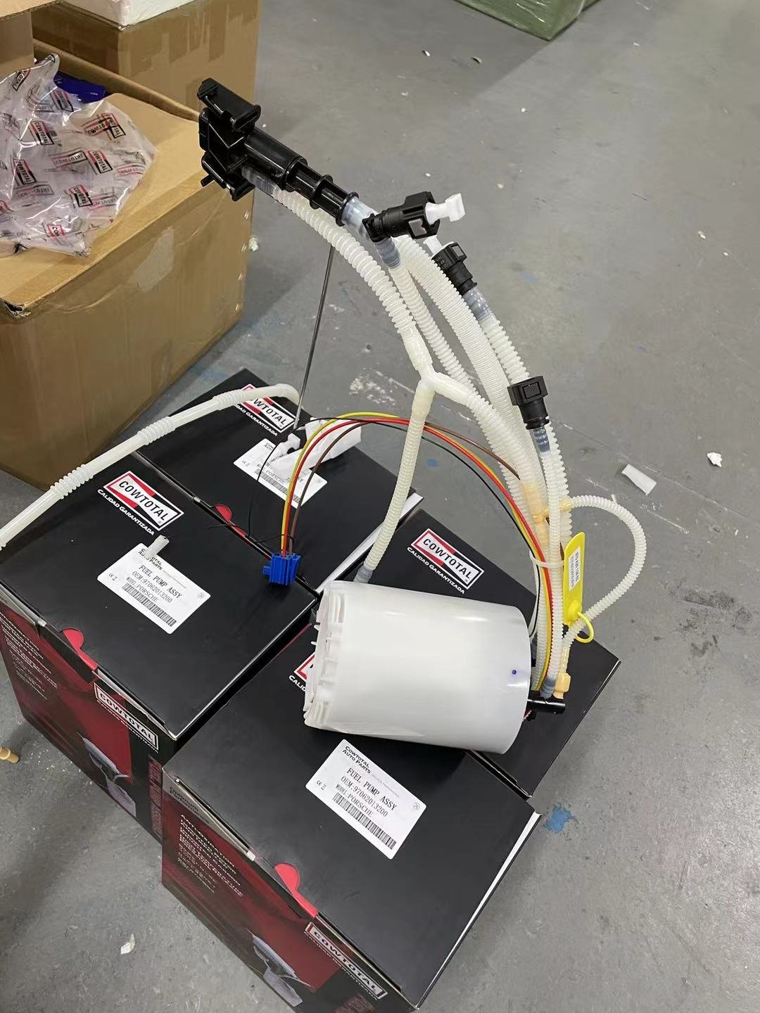 Fuel Pump Assembly For Porsche 970 Panamera Cars 97062013201 97062013200