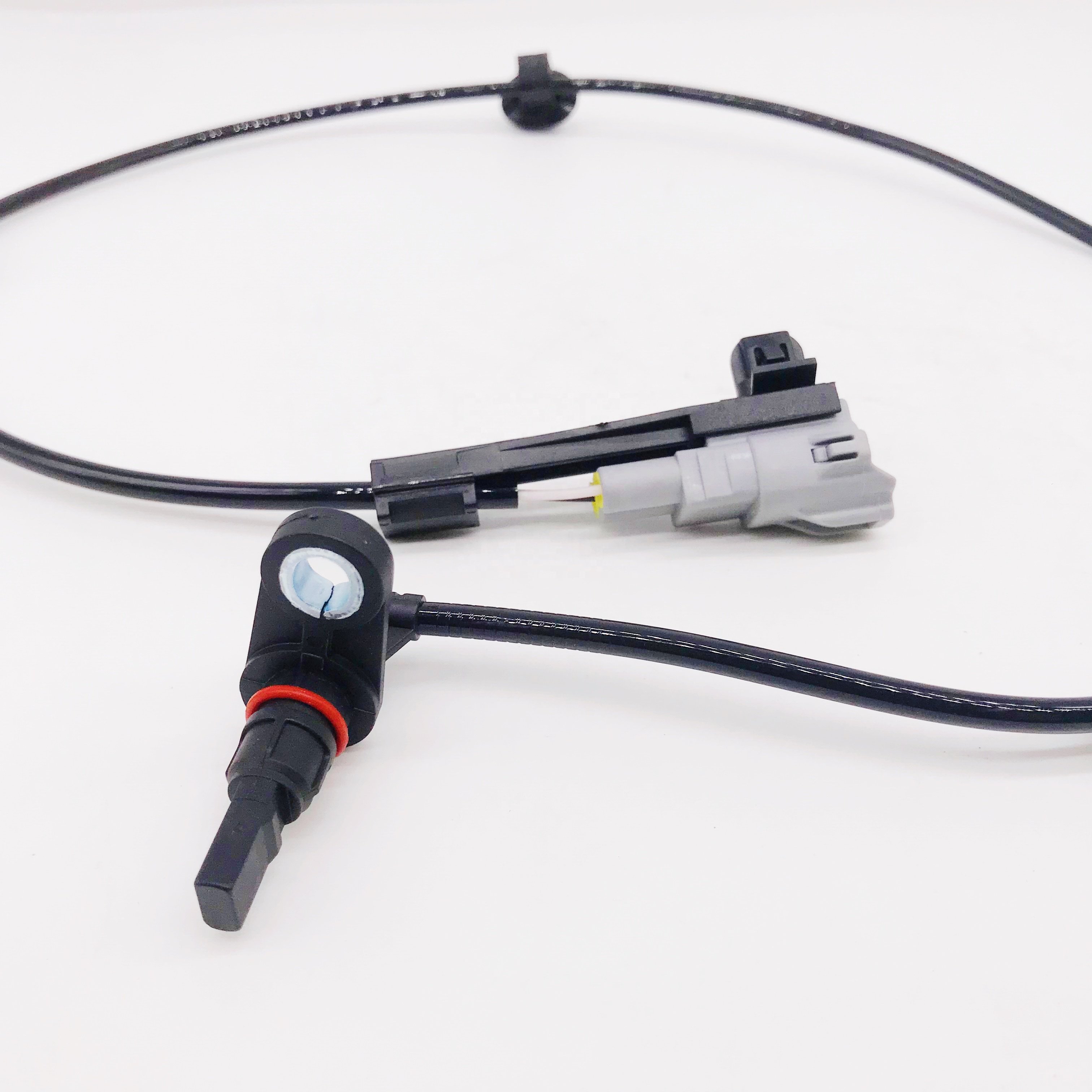 Auto Parts Rear ABS Speed Sensor For Toyota Hilux Revo GGN125 GUN125 KUN125 2015-2019 89546-0K240 89545-0K240