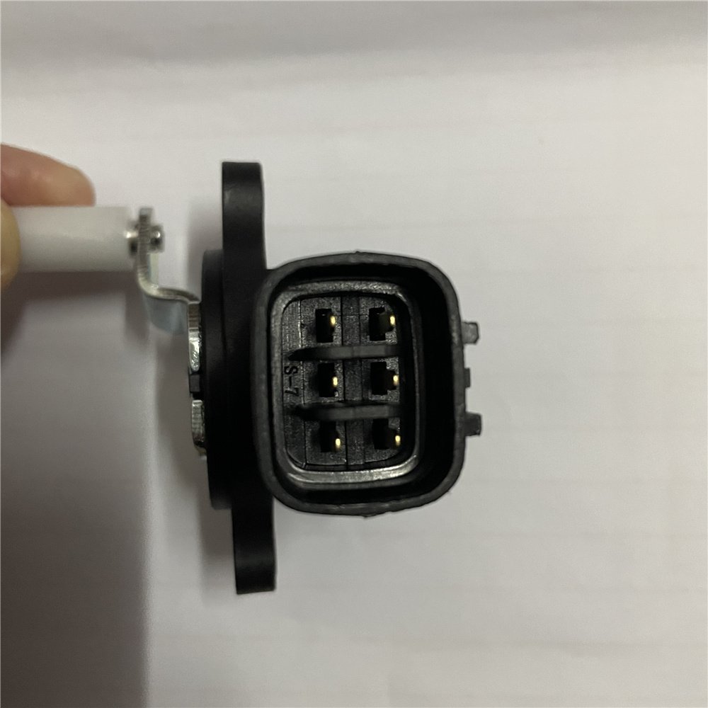 auto sensors throttle position sensor TPS 18919-AM810 18919AM810 for Hino Nissan X-trail 2002- 18919-AM810