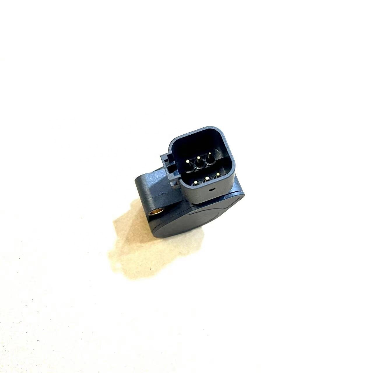 Accelerator Pedal Sensor Potentiometer Throttle Position Sensor For Volvo Truck RVI 132812 85109590 21116881 8510-9590 742105964