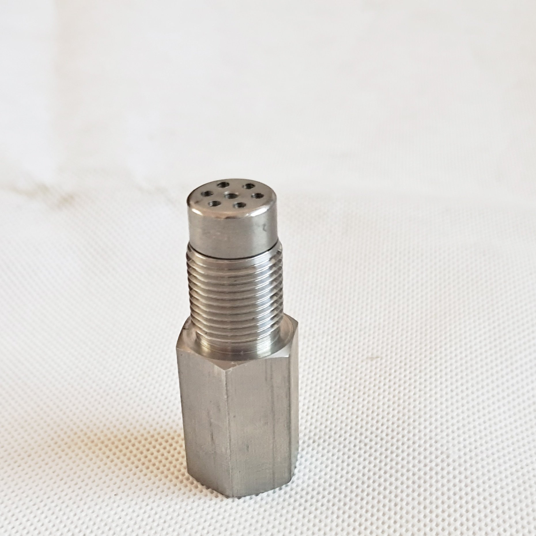 Car Engine Repair Auto Parts OBD Euro5 Quality Mini Catalytic Converter Oxygen Sensor P0420 Checking Light Metallic Catalyst
