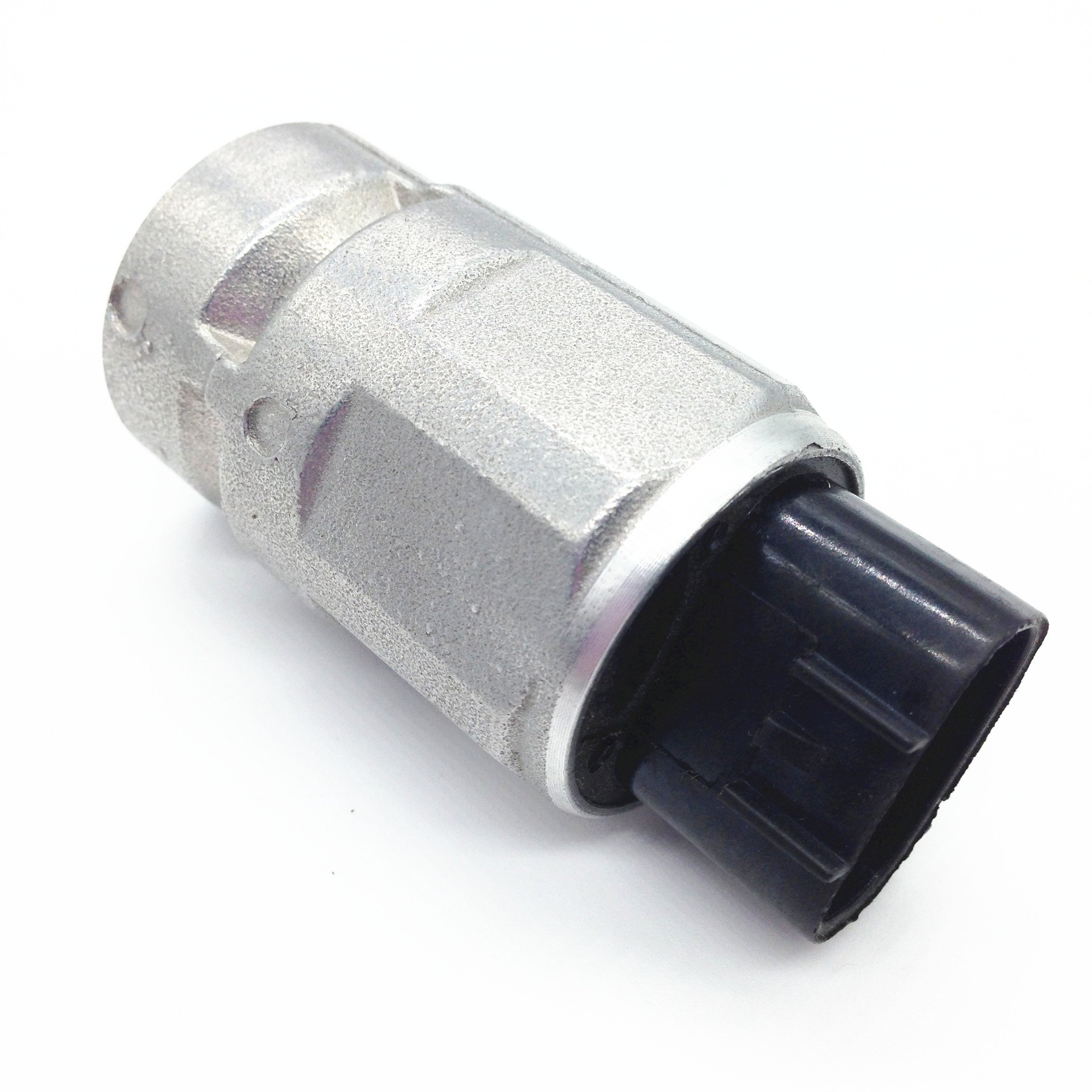 Original Car Accessories OEM 8972565250 Speedometer Gearbox RPM Speed Sensor for Isuzu
