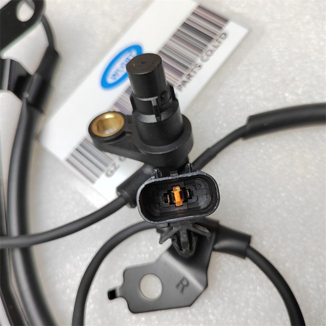 WLGRT High Quality OEM 4670A596 Car Electrical System Wheel Speed Sensor For Mitsubishi L200