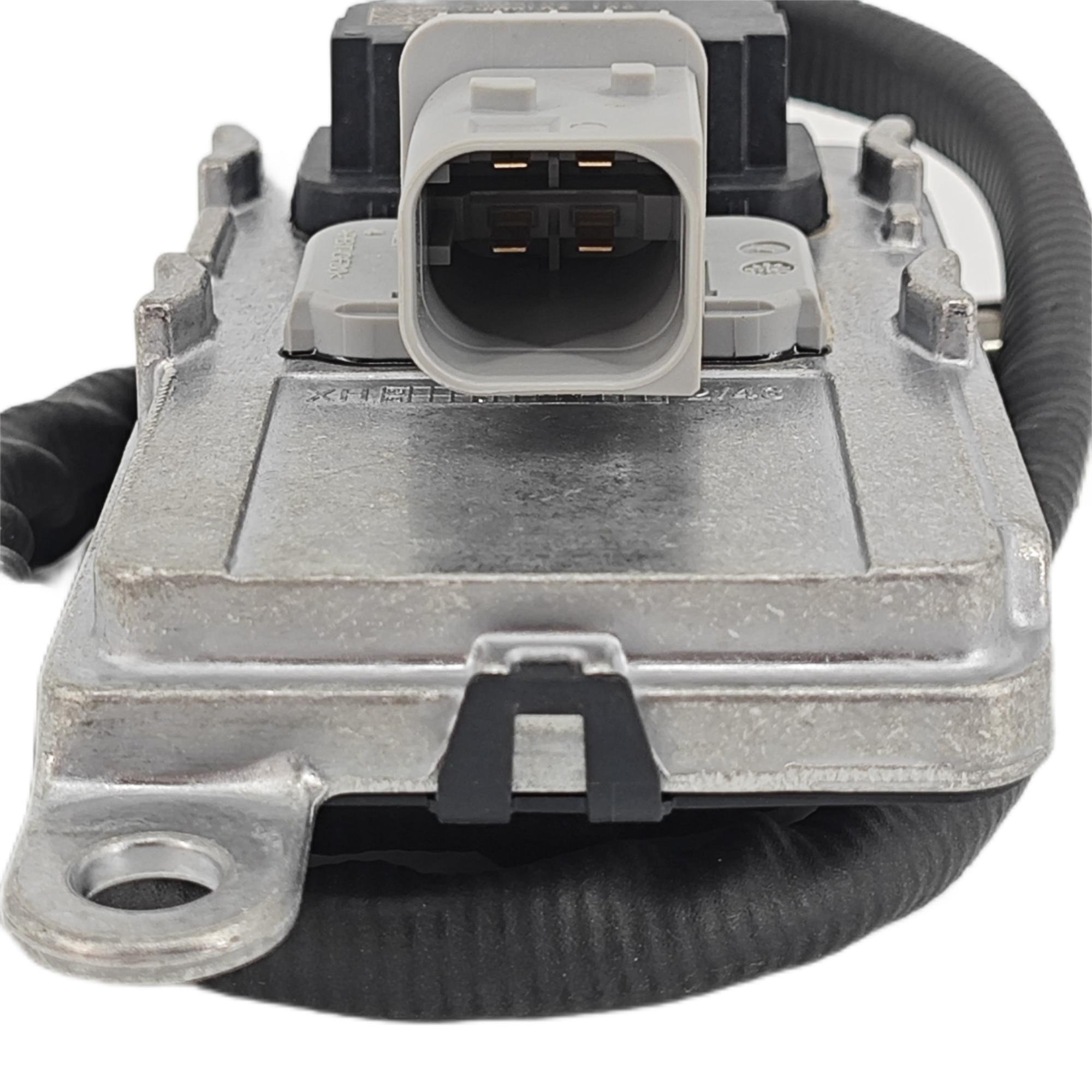 Reliable and Durable Auto Electrical System Automotive Spare Parts NOX Nitrogen Oxygen Sensors 5594572