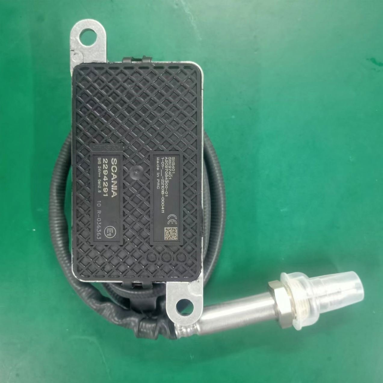 Auto Spare Parts Nox Sensor Exhaust Sensor for SCANIA Nitrogen Oxygen Sensor 5WK97401